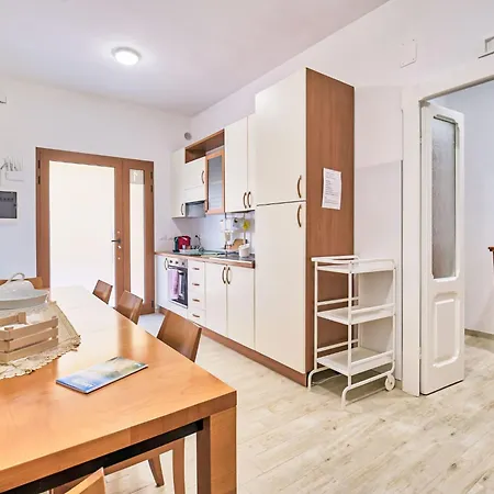La Casa Del Vino By Interhome *